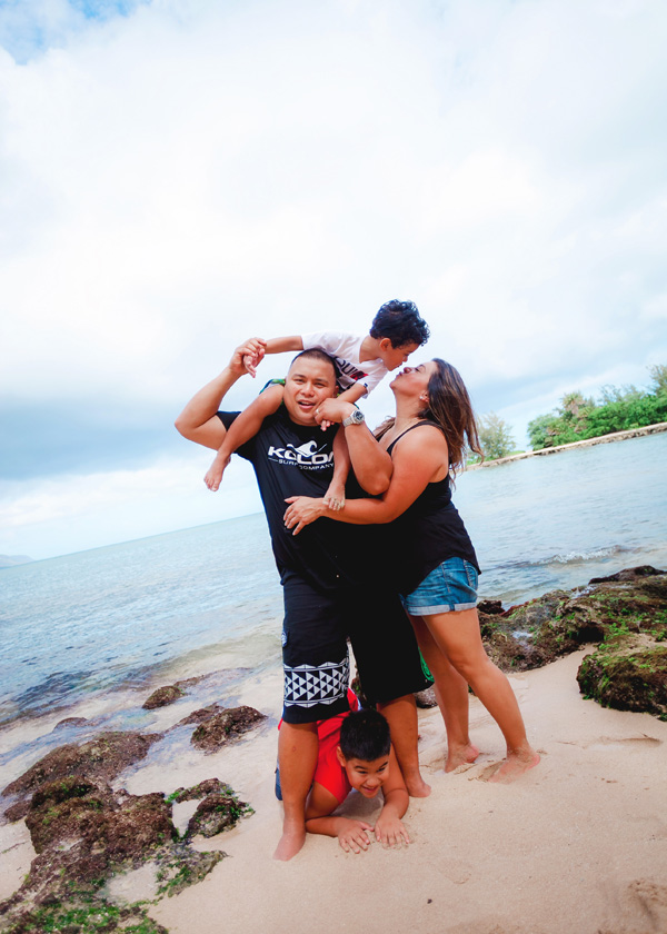 Oahu Hawaii Family Photographer, Affordable Oahu Portrait Photographer, Oahu Family Portrait Photography, Honolulu Beach Photos, Waikiki Beach Photos, KoOlina Portrait Photographer, Disney Aulani Photographer, Turtle Bay Resort Beach Pictures, Best Affordable Family Photography on Oahu