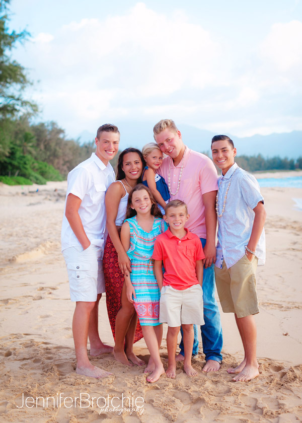 Oahu Family Photographer, Large Family Beach Photo Shoots, Waikiki Photographer, Disney Aulani Resort Beach Pictures, Turtle Bay Resort Beach Portraits