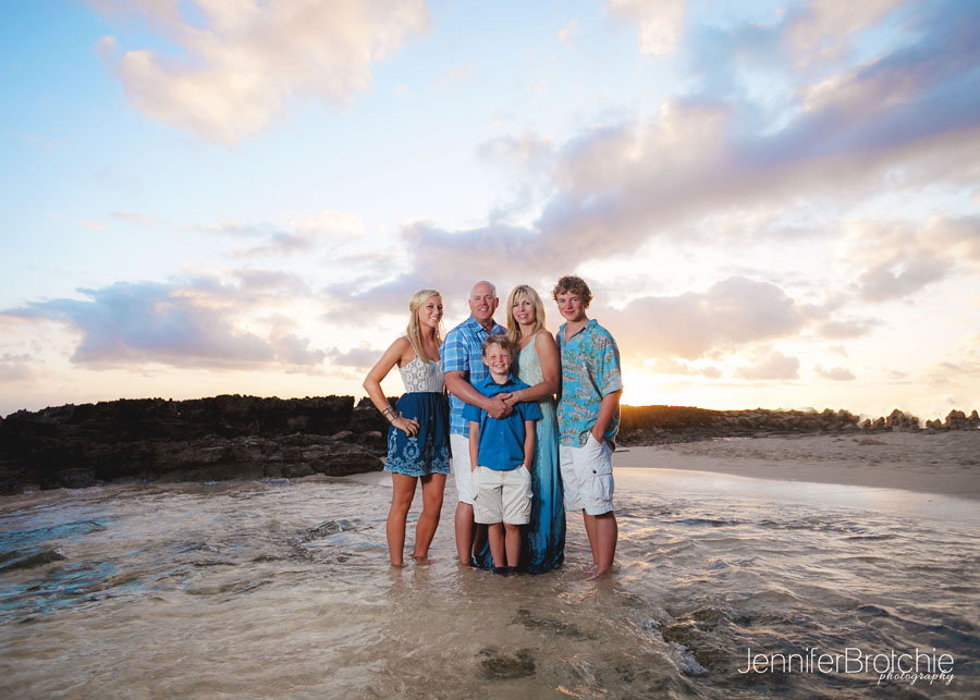 Oahu Family Photographer, Large Family Beach Photo Shoots, Waikiki Photographer, Disney Aulani Resort Beach Pictures, Turtle Bay Resort Beach Portraits
