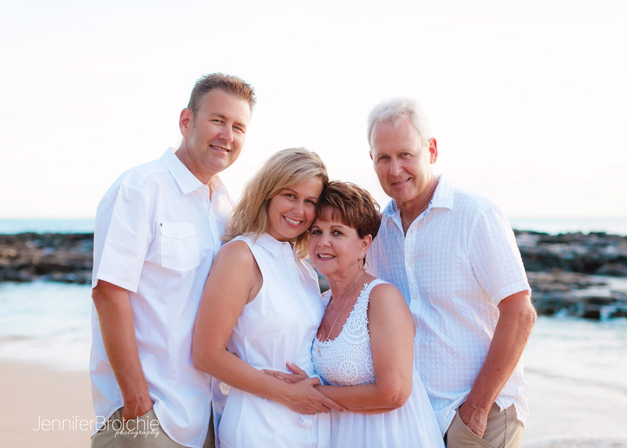 Oahu Family Photographer, Large Family Beach Photo Shoots, Waikiki Photographer, Disney Aulani Resort Beach Pictures, Turtle Bay Resort Beach Portraits