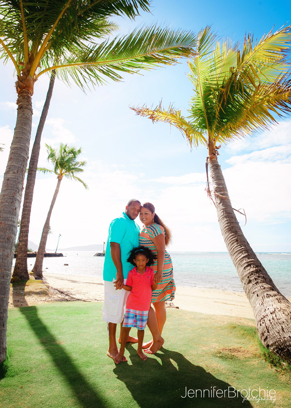 Oahu Photographer, Waikiki Beach Portraits, Family Beach Photo Shoots in Waikiki, Oahu, Disney Aulani Photographer, Turtle Bay Resort Portraits, Oahu Portrait Photographer