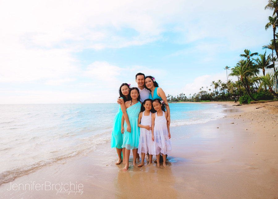 Oahu Family Photographer, Disney Aulani Photographer, Photographer in KoOlina, Turtle Bay Photo Shoots, Beach Photos in Waikiki, Best Affordable Family Portraits on Oahu