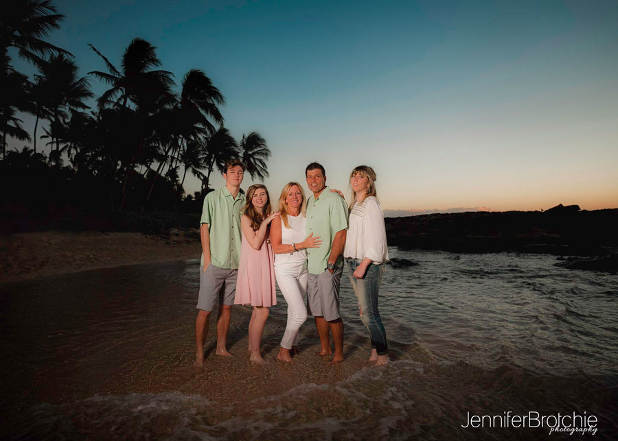 Oahu Photographer, Photographer in Waikiki, Family Photo Shoot in Koolina, Beach Photographer in Disney Aulani Resort, Turtle Bay Resort Photographer