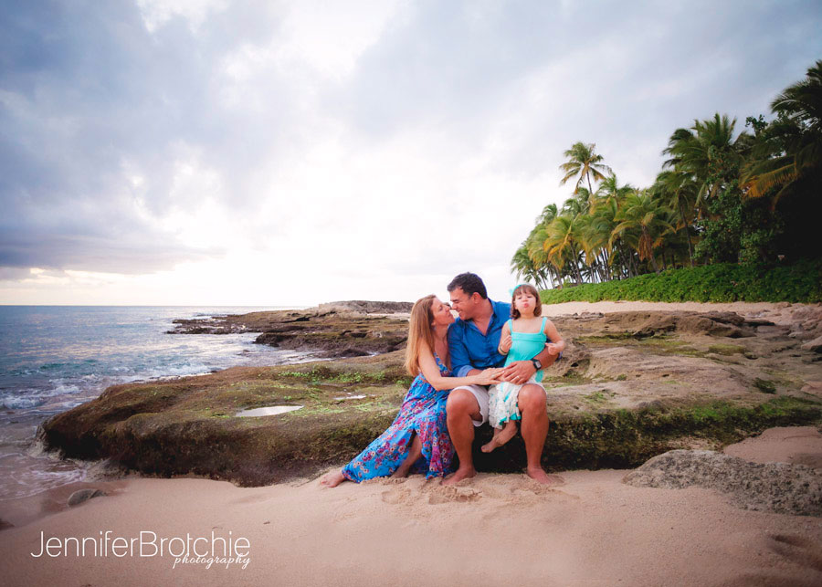 Oahu Family Photographer, Disney Aulani Resort Beach Photographer, Photographer in Waikiki, Best Affordable Oahu Family Photos, Pictures on the Beach