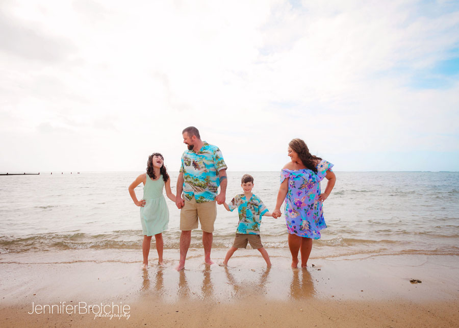 Oahu Photographer, Family Photographer in Oahu, Waikiki Beach Portraits, Best Affordable Beach Pictures in Oahu, Turtle Bay Resort Beach Portraits