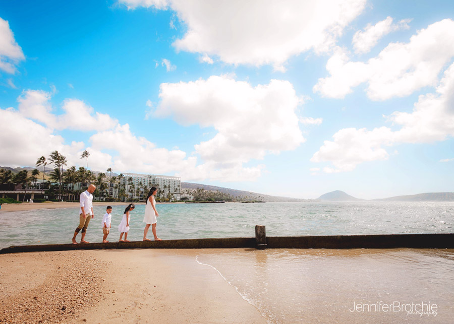 Oahu Photographer, Family Pictures at the Beach in Oahu, Photographer in Waikiki, KoOlina Photographer, Disney Aulani Photos, Turtle Bay Photographer