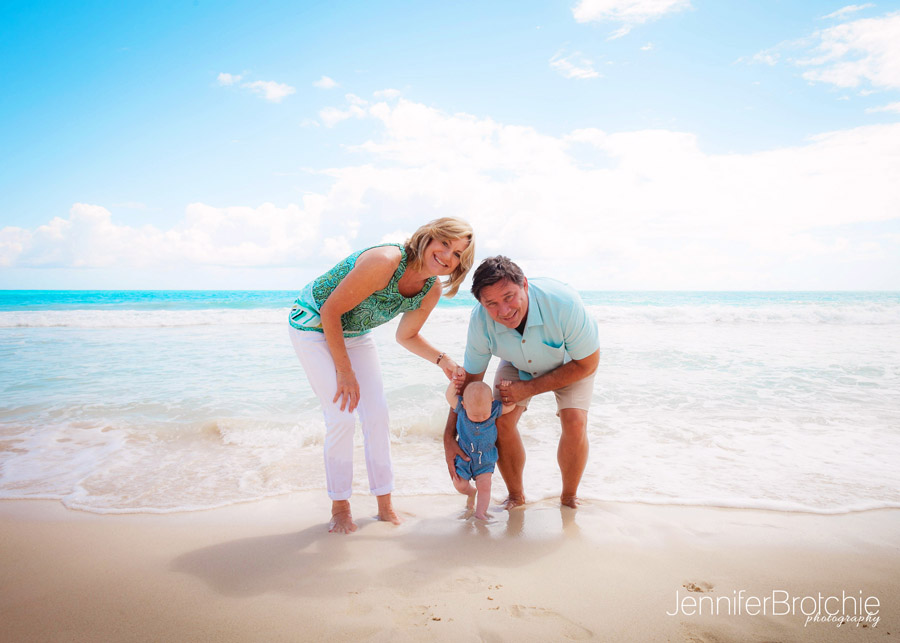 Oahu Family Photographer, Kailua Photographer, KoOlina Beach Photographer, Disney Aulani Resort Beach Portraits, Turtle Bay Resort Photo Shoots, Beach Photography in Waikiki