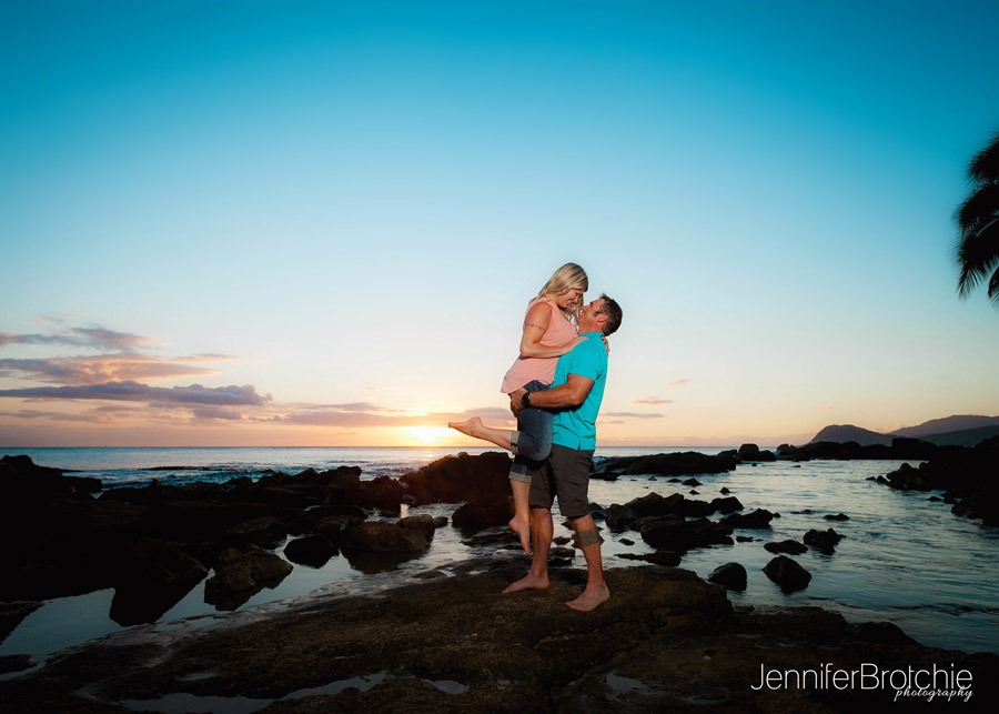 Family Beach Pictures in Oahu, Oahu Family Photographer, Disney Aulani Resort Photographer, KoOlina Photographer, Beach Photo Shoots Waikiki
