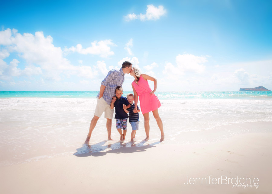 Oahu Family Photography, Disney Aulani Resort Beach Photos, KoOlina Photographer, Turtle Bay Resort Beach Portraits, Photographer in Waikiki, Large Group Family Pictures at the Beach