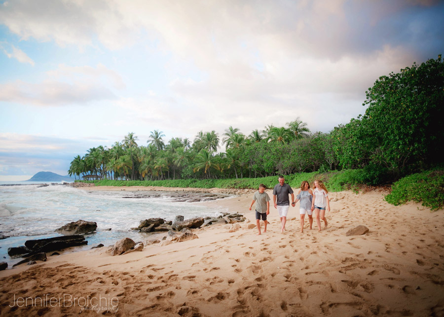 Oahu Photographer, Photographer in Ko Olina, Disney Aulani Resort Photos at the Beach, Turtle Bay Resort Photo Shoots, Photography in Waikiki, Four Seasons Family Photographer