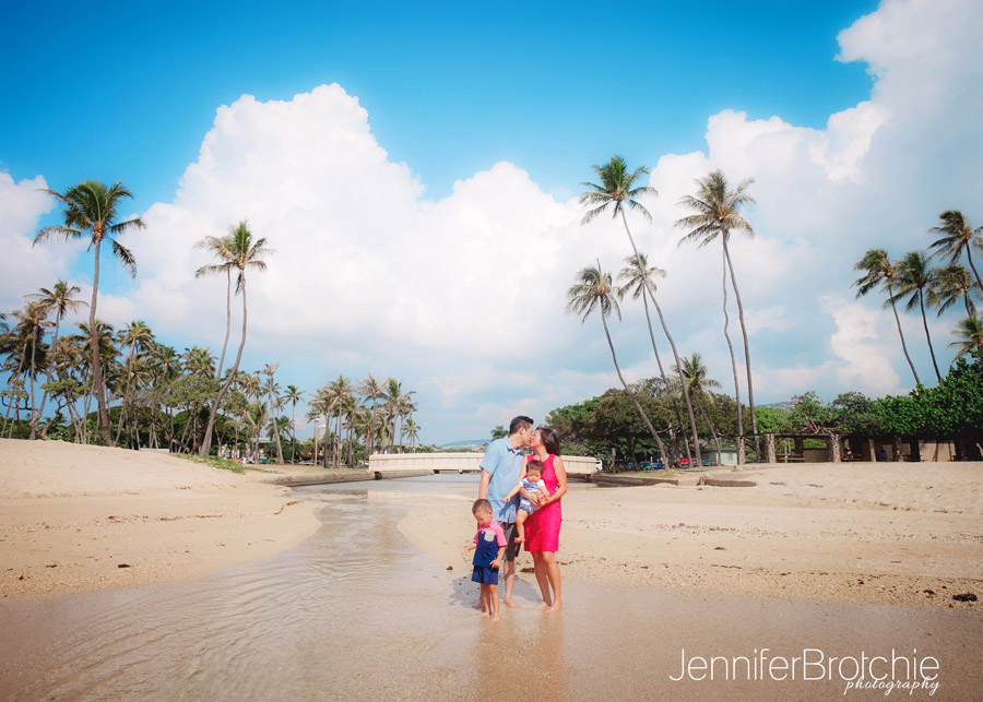 Oahu Photographer, Photographer near Waikiki, Disney Aulani Beach Pictures, Turtle Bay Portraits on the Beach, Vacation Beach Photographer in Oahu