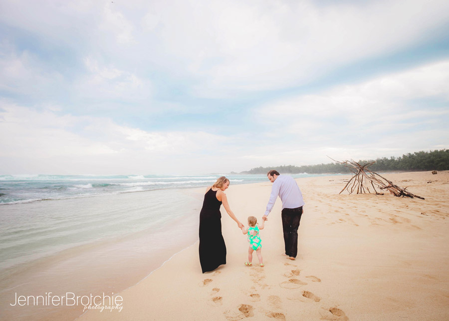 Oahu Photographer, Ko Olina Beach Photographer, Photographer at Disney Aulani Resort, Waikiki Beach Photo Shoots, Trutle Bay Resort Photographer