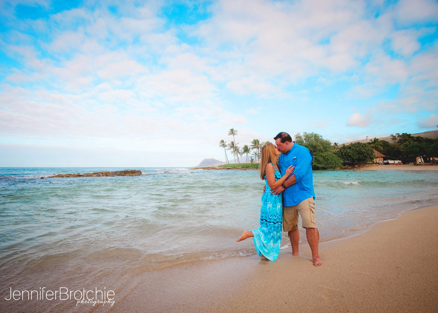Oahu Photographer, Beach Pictures in Ko Olina, Disney Aulani Resort Photo Shoots, Photos in Waikiki, Turtle Bay Resort Photographer