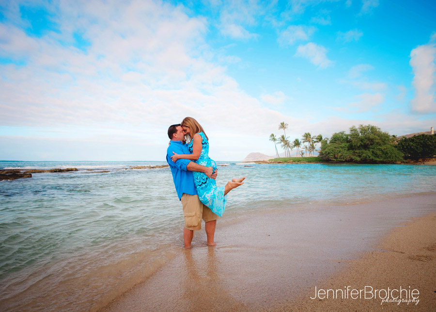 Oahu Photographer, Beach Pictures in Ko Olina, Disney Aulani Resort Photo Shoots, Photos in Waikiki, Turtle Bay Resort Photographer