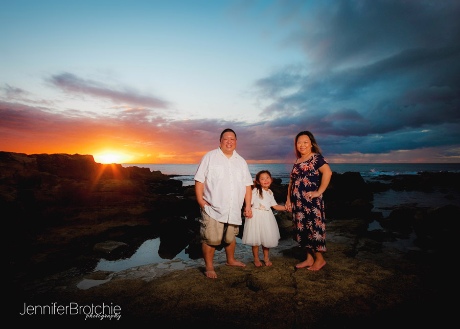Oahu Photographer, Oahu Family Photographer, Disney Aulani Resort Photo Shoots, Beach Photoshoots in Ko Olina, Photographer in Waikiki, Best Affordable Oahu Photo Shoots