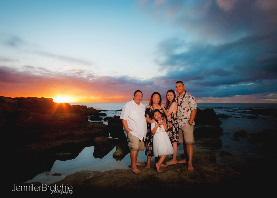 Oahu Photographer, Oahu Family Photographer, Disney Aulani Resort Photo Shoots, Beach Photoshoots in Ko Olina, Photographer in Waikiki, Best Affordable Oahu Photo Shoots