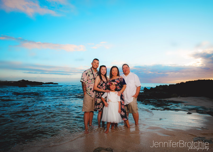 Oahu Photographer, Oahu Family Photographer, Disney Aulani Resort Photo Shoots, Beach Photoshoots in Ko Olina, Photographer in Waikiki, Best Affordable Oahu Photo Shoots