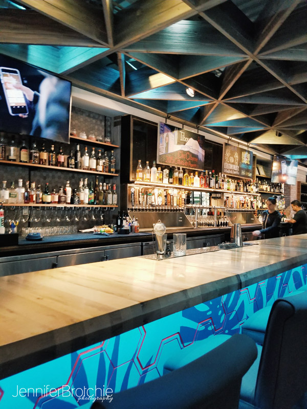 Oahu Photographer, Oahu Family Photographer, Beach Photo Shoots in Oahu, Photographer in Waikiki, Best Affordable Beach Photo Shoots