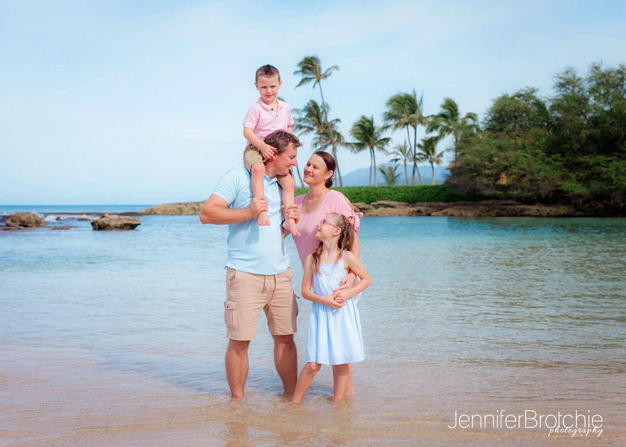 Oahu Photographer, Family Beach Photo Shoots on Oahu, Ko Olina Photographer, Turtle Bay Resort Portraits on theFamily Beach Photo Shoots Waikiki