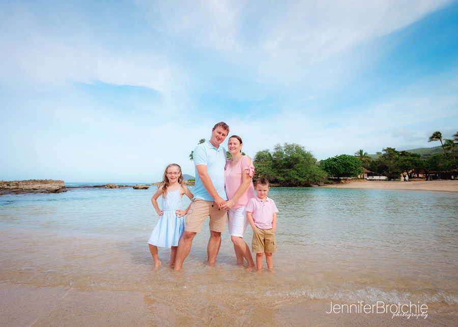 Oahu Photographer, Family Beach Photo Shoots on Oahu, Ko Olina Photographer, Turtle Bay Resort Portraits on theFamily Beach Photo Shoots Waikiki