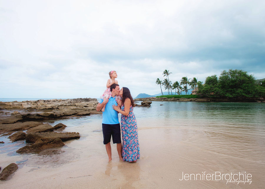 Oahu Photographer, Beach Photo Shoots in Ko Olina, Disney Aulani Photographer, Turtle Bay Family Portraits, Photographer near Waikiki