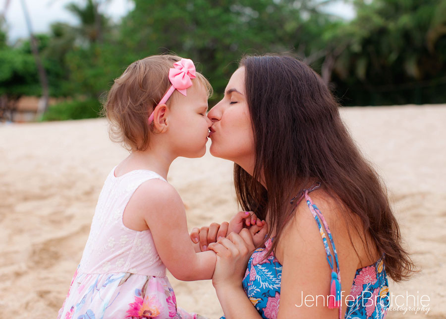 Oahu Photographer, Beach Photo Shoots in Ko Olina, Disney Aulani Photographer, Turtle Bay Family Portraits, Photographer near Waikiki
