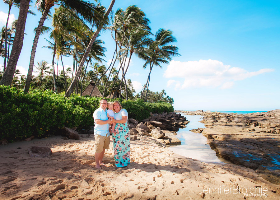 Oahu Photographer, Family Photographer in Oahu, Ko Olina Resort Beach Photo Shoots, Turtle Bay Resort Photo Shoot, Photographer near Waikiki, Best Affordable Beach Photos near Waikiki