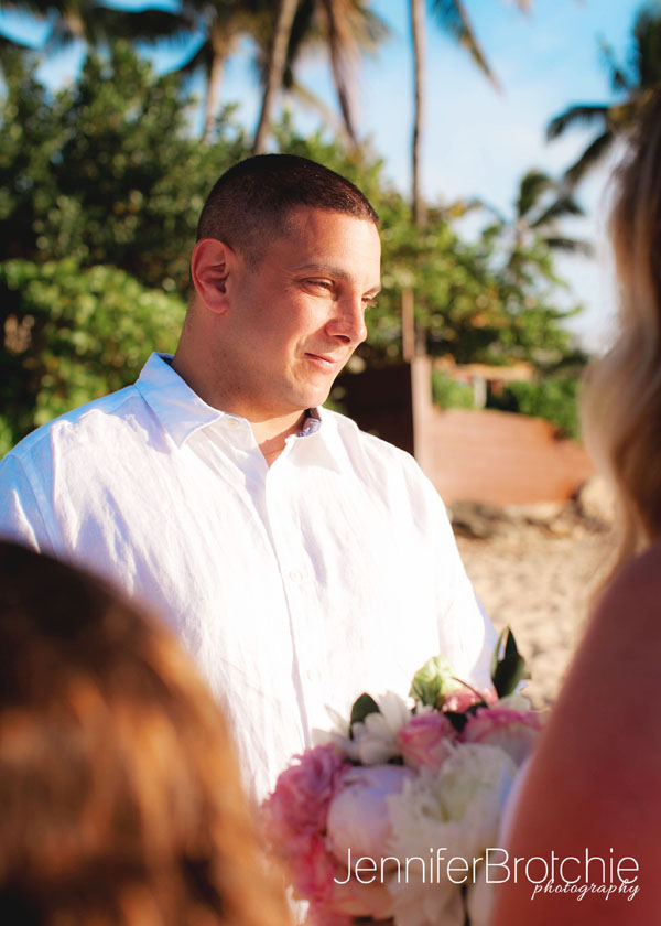 Oahu Beach Weddings, Eloping on Oahu, Affordable Beach Elopement Packages Oahu, Photographer on Oahu, Family Photographer at the Beach Oahu, KoOlina Beach Photo Shoots