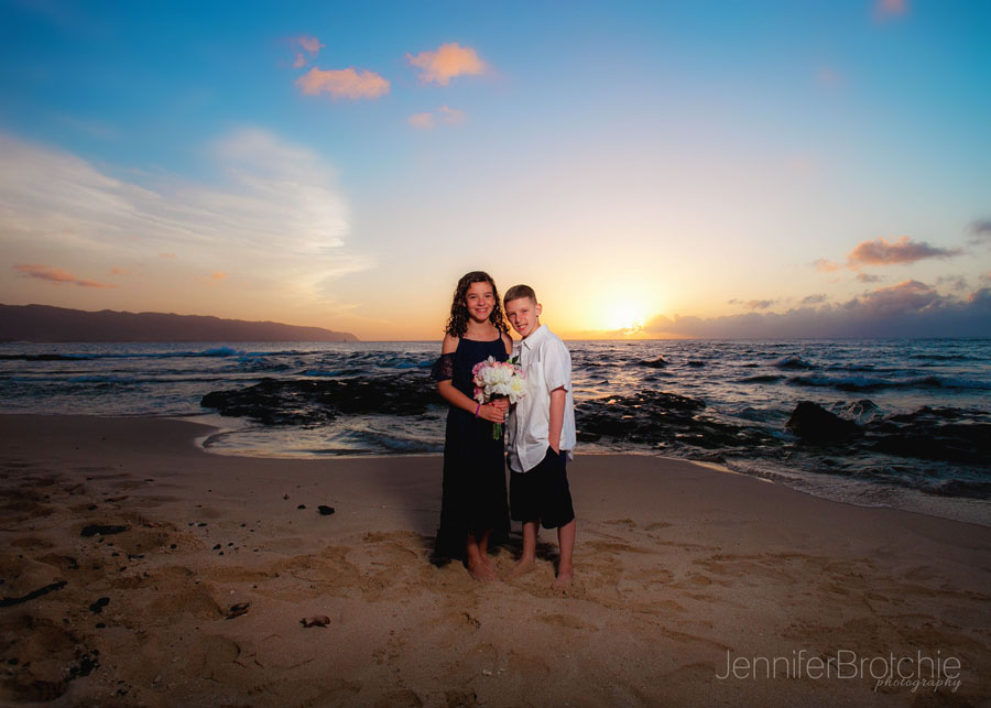 Oahu Beach Weddings, Eloping on Oahu, Affordable Beach Elopement Packages Oahu, Photographer on Oahu, Family Photographer at the Beach Oahu, KoOlina Beach Photo Shoots