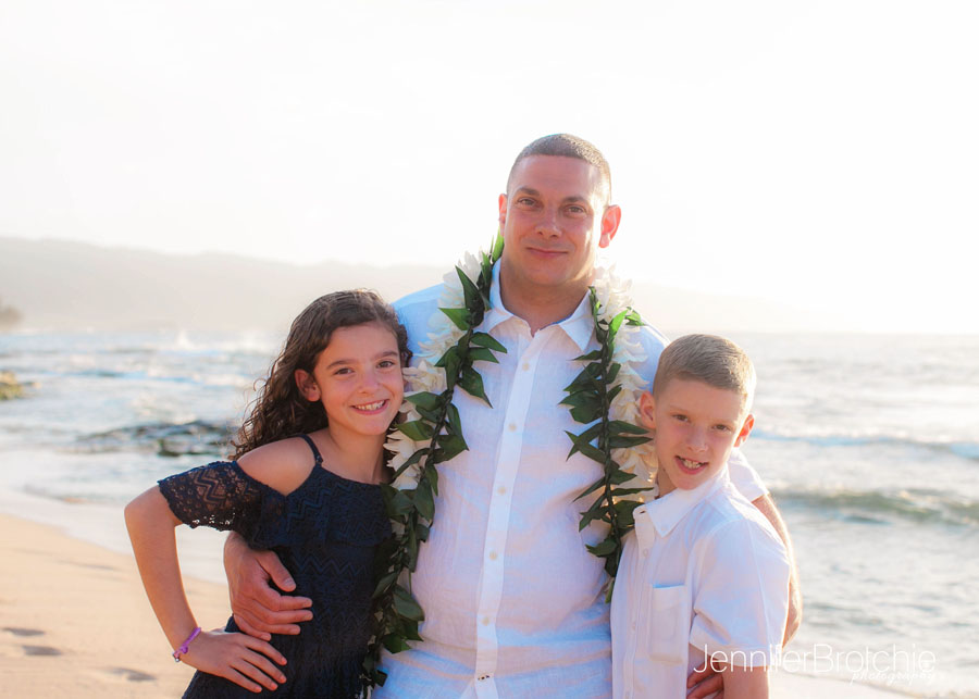 Oahu Beach Weddings, Eloping on Oahu, Affordable Beach Elopement Packages Oahu, Photographer on Oahu, Family Photographer at the Beach Oahu, KoOlina Beach Photo Shoots