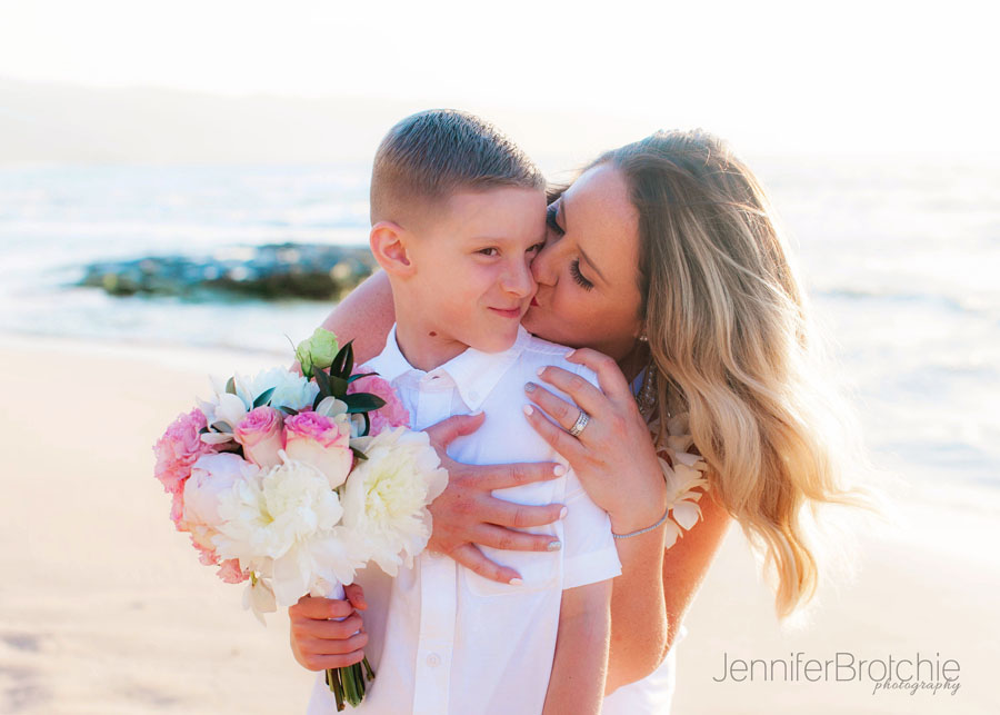 Oahu Beach Weddings, Eloping on Oahu, Affordable Beach Elopement Packages Oahu, Photographer on Oahu, Family Photographer at the Beach Oahu, KoOlina Beach Photo Shoots