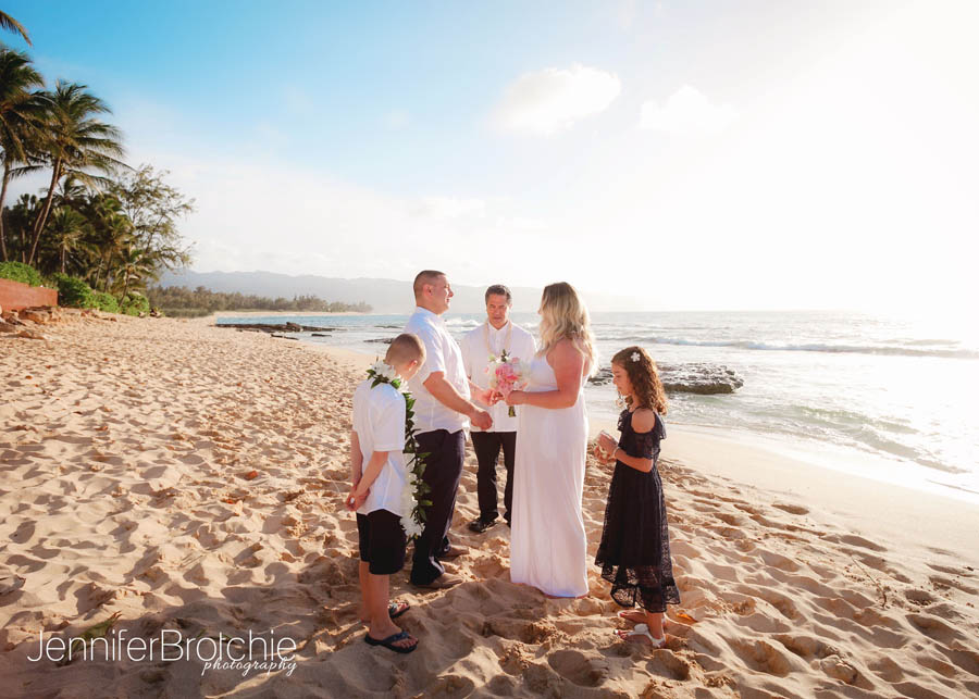 Oahu Beach Weddings, Eloping on Oahu, Affordable Beach Elopement Packages Oahu, Photographer on Oahu, Family Photographer at the Beach Oahu, KoOlina Beach Photo Shoots