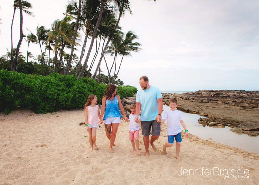 Oahu Photographer, Photographer in Ko Olina, Best Affordable Photographer Oahu, Disney Aulani Resort Family Photo Shoots