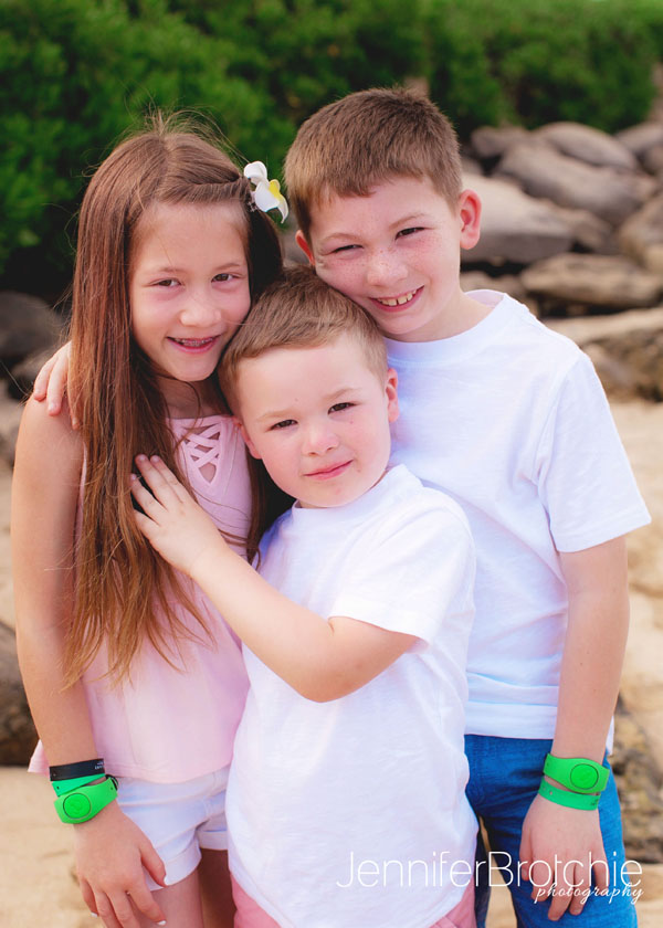 Oahu Photographer, Photographer in Ko Olina, Best Affordable Photographer Oahu, Disney Aulani Resort Family Photo Shoots