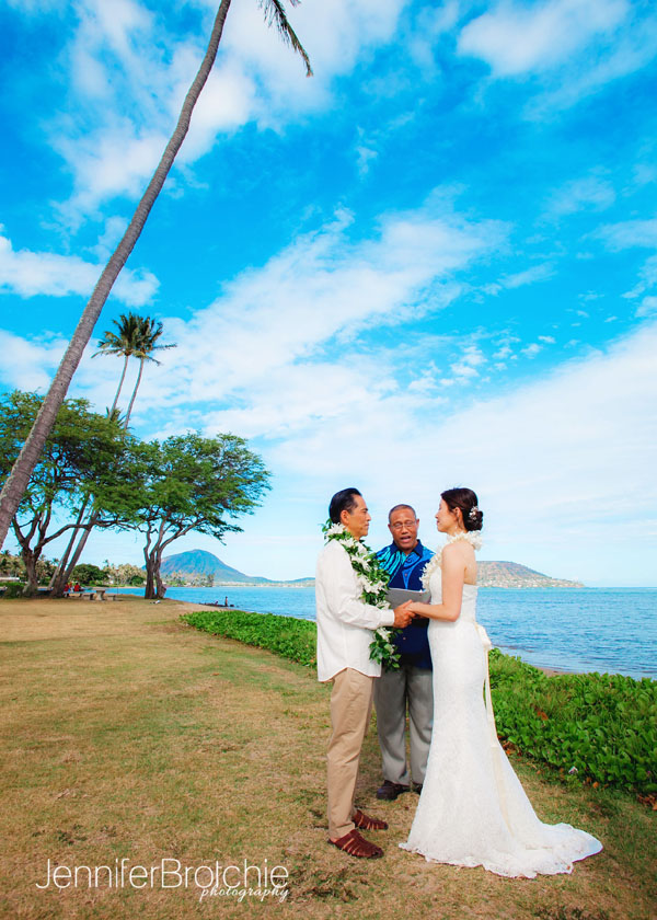Oahu Beach Weddings, Eloping on Oahu, Affordable Beach Elopement Packages Oahu, Photographer on Oahu, Family Photographer at the Beach Oahu, KoOlina Beach Photo Shoots