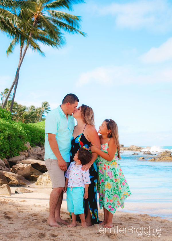 Oahu Photographer, Family Photographer in Oahu, Turtle Bay Resort Photographer, Photo Shoots near Waikiki, Ko Olina Beach Photographer, Disney Aulani Resort Photographer