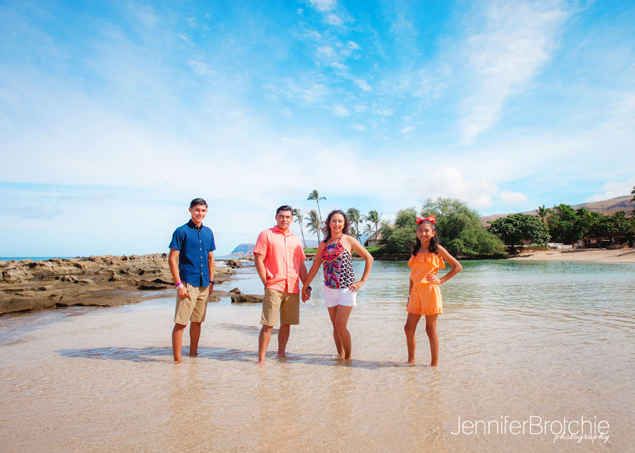 Oahu Photographer, Photographer in Ko Olina, Best Affordable Photographer Oahu, Disney Aulani Resort Family Photo Shoots