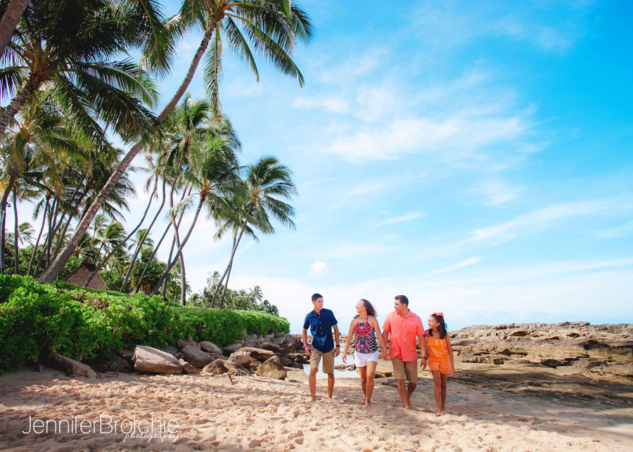 Oahu Photographer, Photographer in Ko Olina, Best Affordable Photographer Oahu, Disney Aulani Resort Family Photo Shoots
