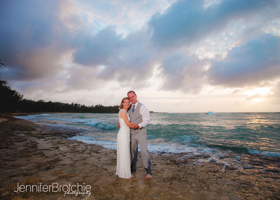 Oahu Photographer, Family Photographer in Oahu, Turtle Bay Resort Photographer, Photo Shoots near Waikiki, Ko Olina Beach Photographer, Disney Aulani Resort Photographer, Sunset Photos Oahu, Couples Photoshoot