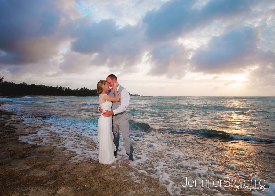 Oahu Photographer, Family Photographer in Oahu, Turtle Bay Resort Photographer, Photo Shoots near Waikiki, Ko Olina Beach Photographer, Disney Aulani Resort Photographer, Sunset Photos Oahu, Couples Photoshoot
