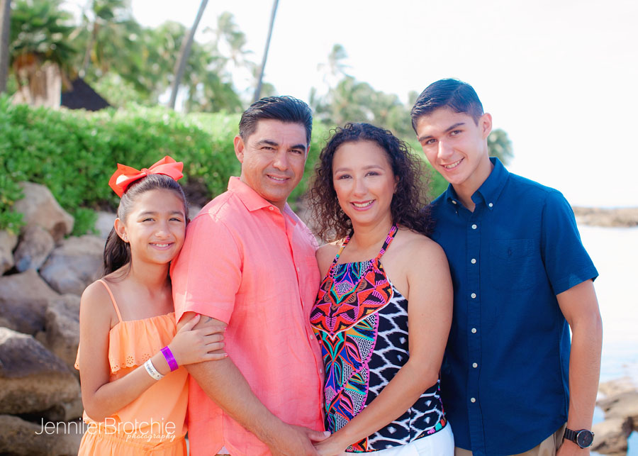 What to Wear for Your PhotoShoot, Oahu Family Photographer, Best Affordable Photographer in Oahu