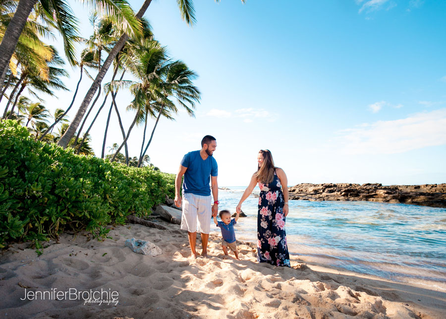 Oahu Photographer, Family Photographer in Oahu, Turtle Bay Resort Photographer, Photo Shoots near Waikiki, Ko Olina Beach Photographer, Disney Aulani Resort Photographer