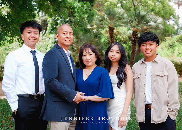 Family Photoshoots in Redlands, Affordable Family Photos