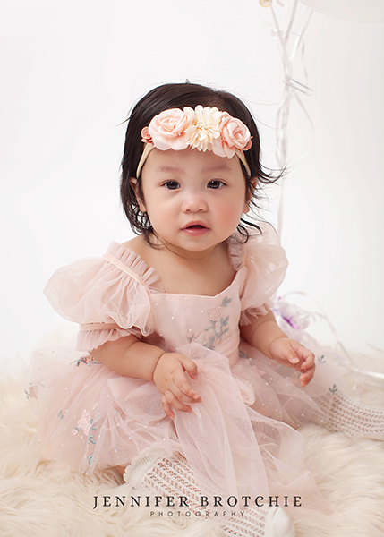 Redlands Cake Smash Shoot, Baby Birthday Studio Photoshoot