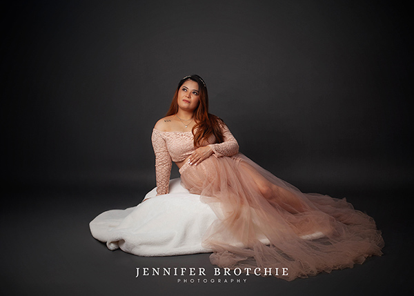 Redlands Maternity Affordable Photoshoots, Redlands Studio Portraits