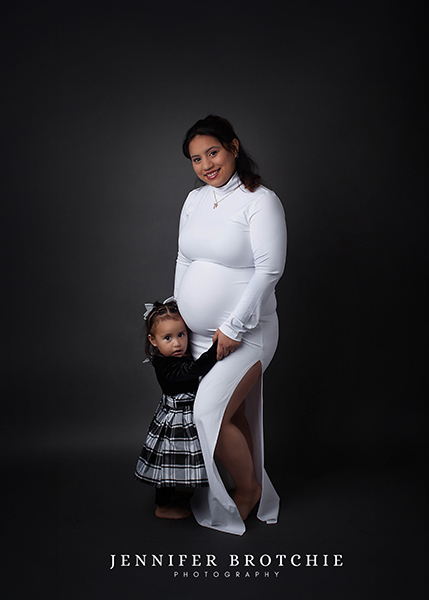 Redlands Maternity Affordable Photoshoots, Redlands Studio Portraits